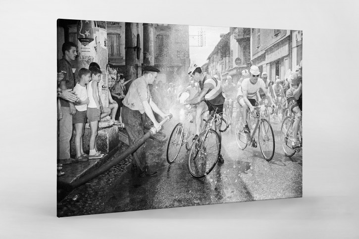 Erfrischung bei der Tour 1961