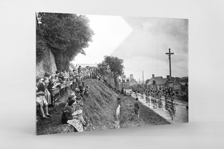 Schüler schauen die Tour 1958 - Sport Fotografien als Wandbilder - Radsport Foto - NoSports Magazin 