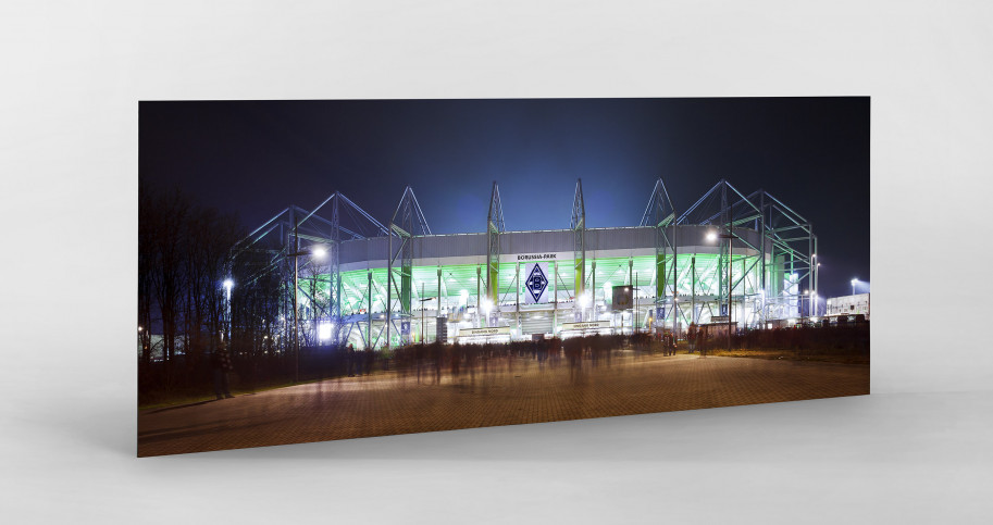 Borussia Park bei Flutlicht (Panorama) - Fußball Foto Wandbild - 11FREUNDE SHOP
