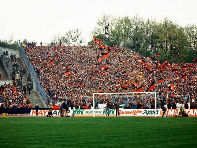Club Fans 1982 (1) - 1. FC Nürnberg - 11FREUNDE BILDERWELT