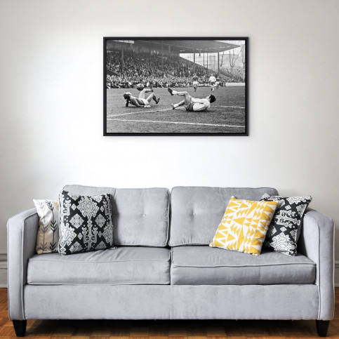 Synchron am Boden - 11FREUNDE SHOP - Fußball Foto Wandbild