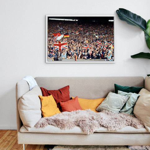 Fans beim WM Finale 1966 - 11FREUNDE SHOP - Fußball Foto Wandbild