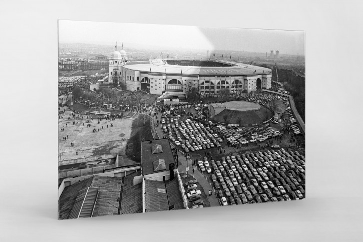 Vor dem Wembley-Stadion 1971