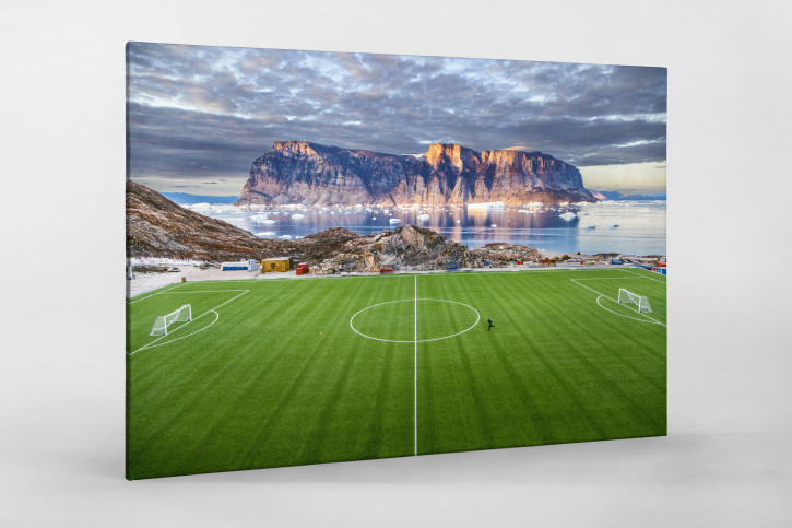 Kunstrasenplatz in Grönland - Wandbild