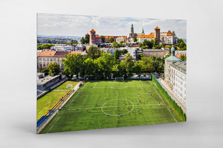 Fußballplatz in Krakau - Piotr Kogut - Die ganze Welt ist ein Spielfeld