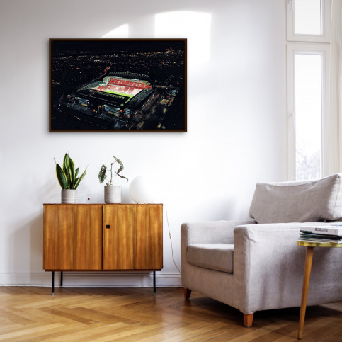 Wandbild: Anfield leuchtet bei Nacht - Luftbildaufnahme des Stadions vom FC Liverpool