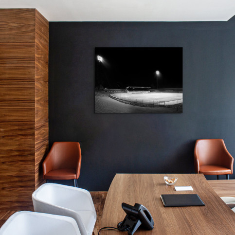 https://shop.11freunde.de/skin/adminhtml/default/default/images/spacer.gifFlutlichtanlage Stadion an der Grünwalder Str. - 11FREUNDE SHOP - Fußball Foto als Wandbild