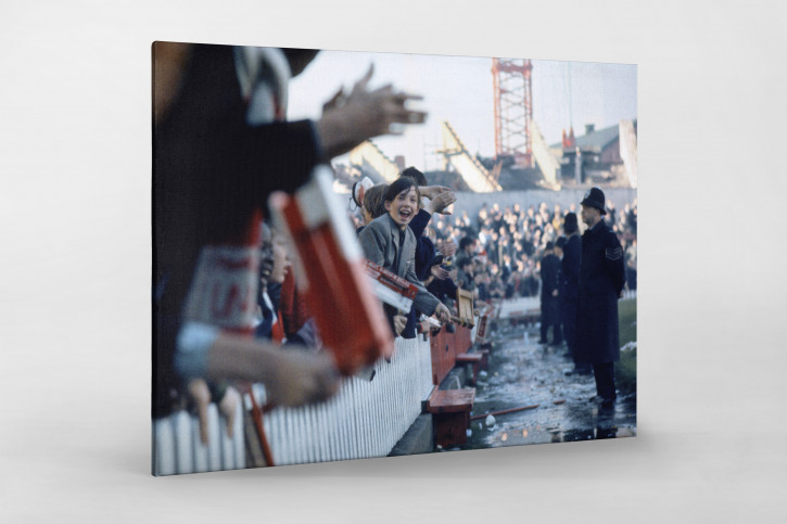 Fans im Old Trafford 1964 - Manchester United Fans Wandbild