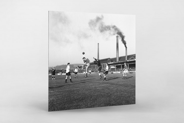 Schornsteine im Stade Geoffroy-Guichard - AS St. Etienne Schwarzweiß-Foto als Wandbild