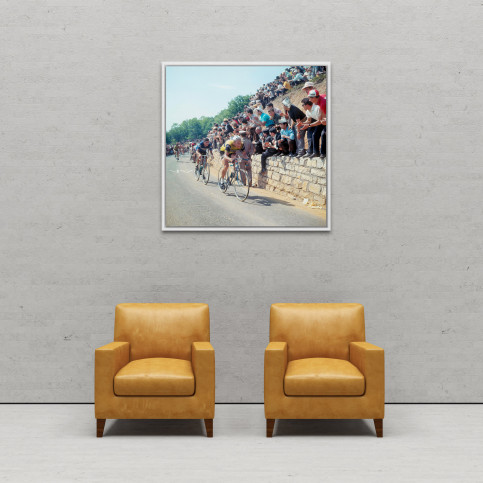 Vorbei an den Zuschauern beim Giro d'Italia 1966 - Wandbild