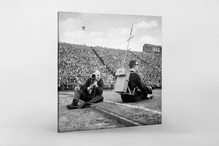 Fußball-Liveübertragung anno 1963 - Wandbild