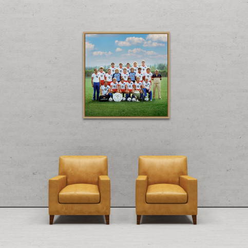 Wandbild: HSV 1983 - Mannschaftsfoto des Hamburger SV mit Meisterschale und Europapokal