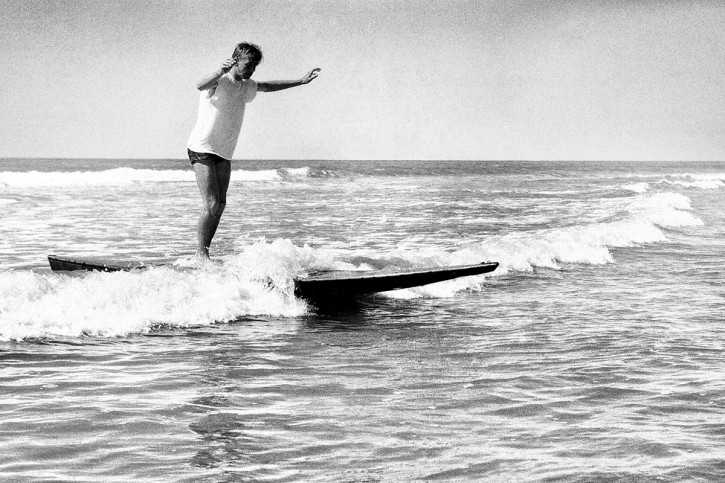 Surfen 1960 - Sport Fotografien als Wandbilder - Wassersport Foto - NoSports Magazin 