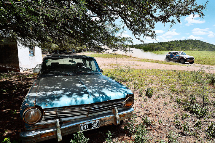 Bei der Rallye in Argentinien - Sport Fotografien als Wandbilder - Motorsport Rallye Foto - NoSports Magazin - 11FREUNDE SHOP