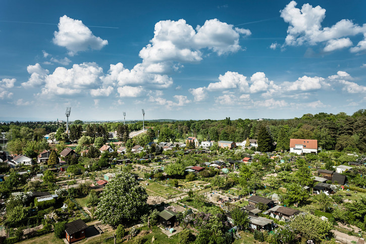 Darmstadt - Stadt und Stadion (quer)