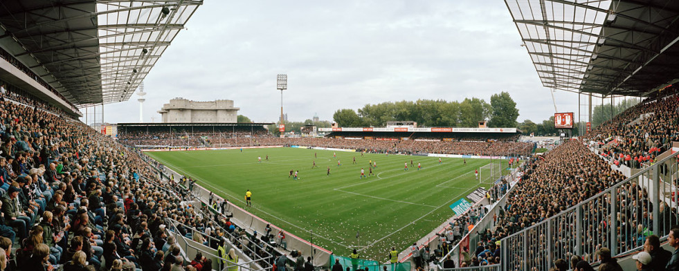 FC St. Pauli Millerntor Aufnahme von 2010 - 11FREUNDE BILDERWELT