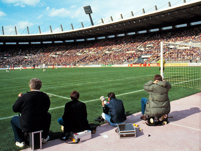 Im Rheinstadion 1983 - Fußball Foto Wandbild - 11FREUNDE SHOP