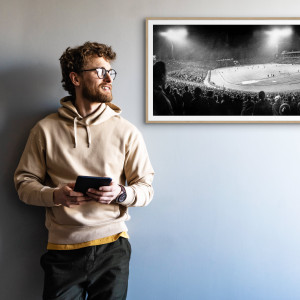 Frankfurter Waldstadion bei Flutlicht - Eintracht Frankfurt - 11FREUNDE SHOP - Fußball Foto als Wandbild