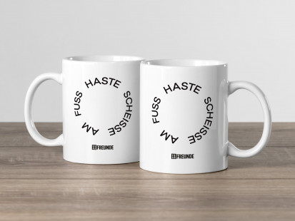 Design-Tasse - 11FREUNDE: Scheisse am Fuß