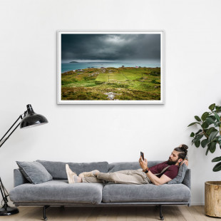 Rasenplatz an der schottischen Küste - Fußballfoto als Wandbild