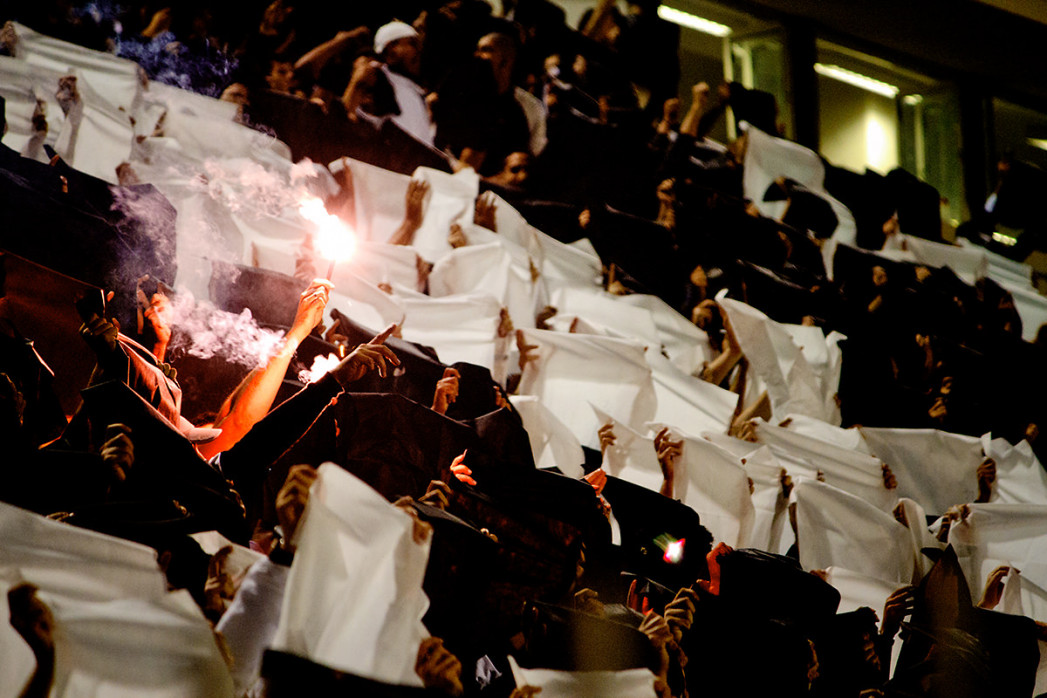 Pyro And Flares - Wandbild