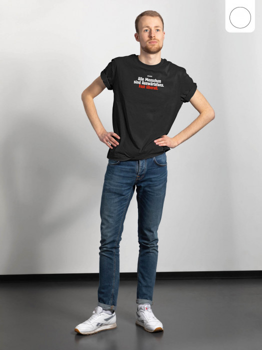 T-Shirt - Auswärtsfans fast überall (Fairwear & Bio-Baumwolle)