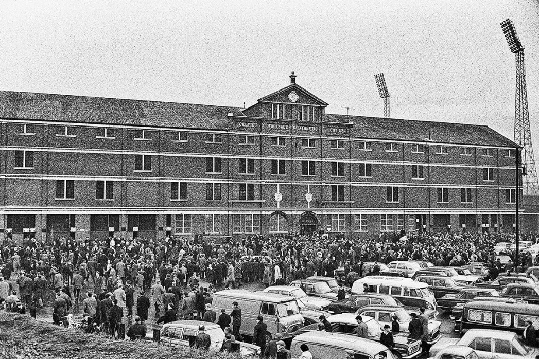 Vor dem Celtic Park - Wandbild