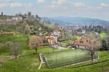 Bolzplatz in Bergamo - Wandbild