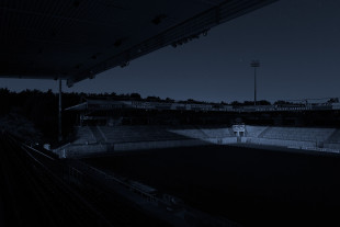 Stadien bei Nacht - Alte Försterei (1)