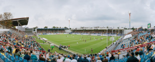 SpVgg Greuther Fürth Trolli Arena - 11FREUNDE BILDERWELT