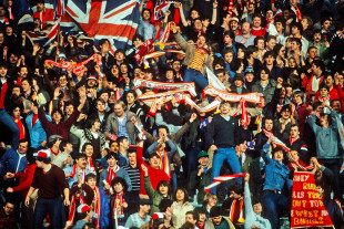 Liverpool Fans 1981 - Fußball Foto Wandbild - 11FREUNDE SHOP