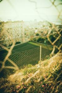 Wandbild: Behind the Fence - Stade Francis Di Giovanni in Marseille - Olli Mueller Photography