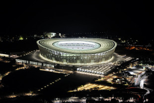 Cape Town Stadium bei Nacht - 11FREUNDE BILDERWELT