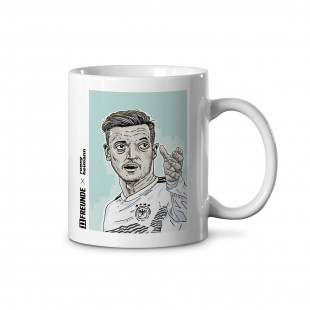 Design-Tasse - 11FREUNDE x Ronny Heimann: Mesut (2)