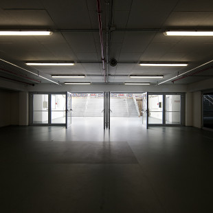 Spielertunnel ESPRIT arena - 11FREUNDE BILDERWELT