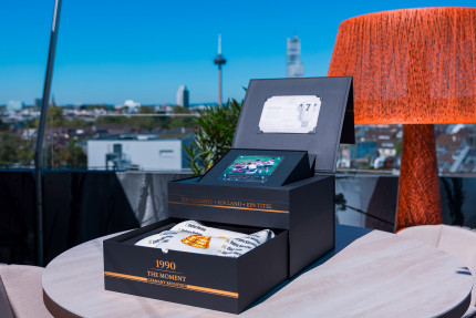 Premium Collector’s Box „The Moment 1990