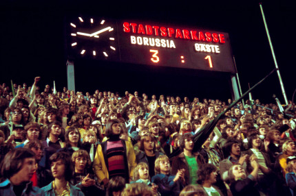 Anzeigetafel auf dem Bökelberg 1974 - Wandbild Borussia Mönchengladbach