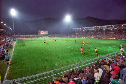 Flutlicht in Freiburg 1994 - SC Freiburg Wandbild