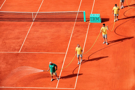 Bewässerung - Sport Fotos als Wandbilder - Tennis Foto - NoSports Magazin 