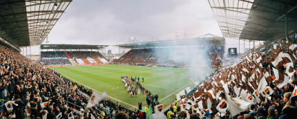 Stadion-Wandbild: St. Pauli Millerntor 2019