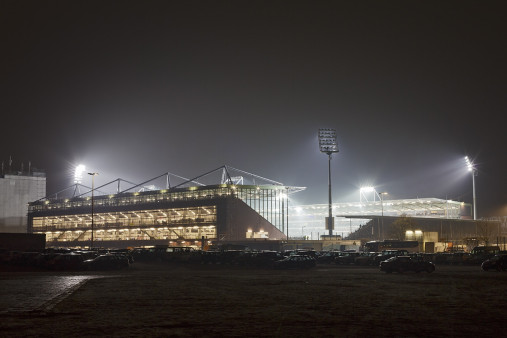Millerntor bei Flutlicht (Farbe-2)