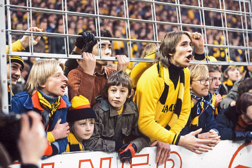 Junge BVB-Fans - Wandbild