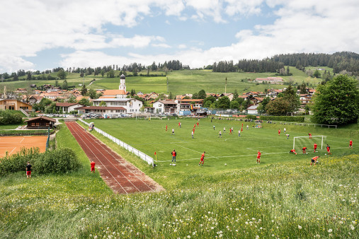 Amateurkick im Grünen