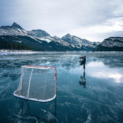 Eishockey in den Bergen von Alberta (2)