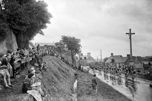 Schüler schauen die Tour 1958