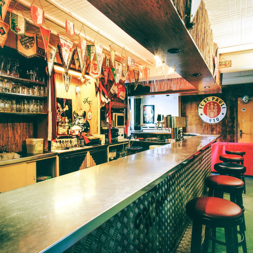 Bar im Klubheim St. Pauli
